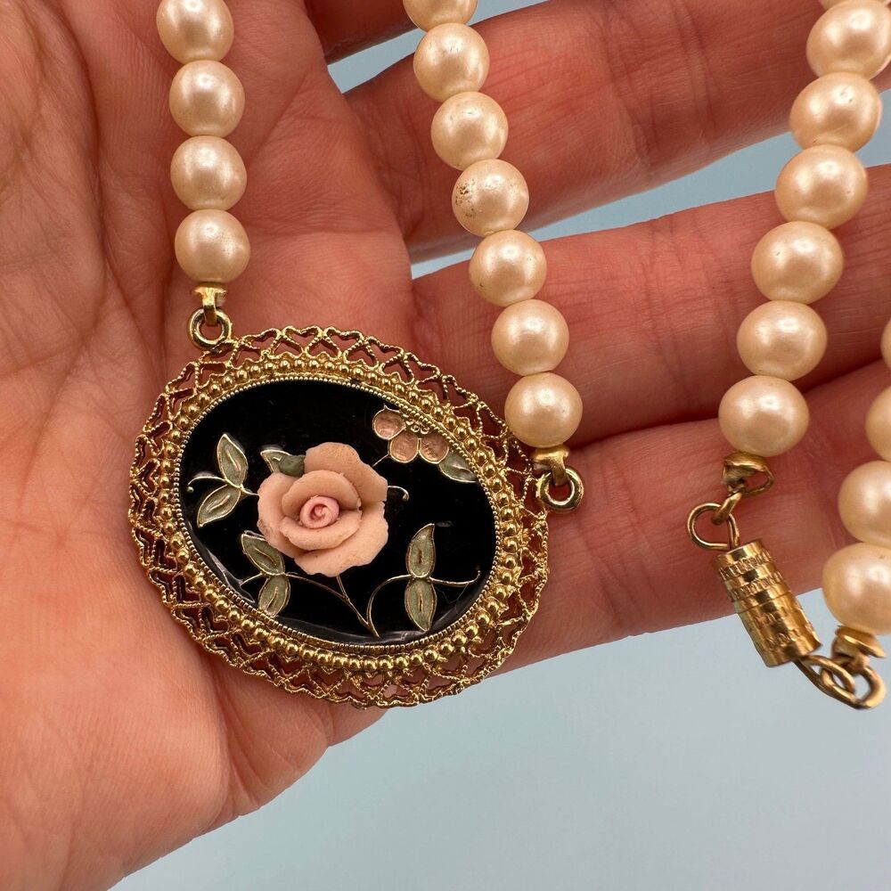 Vintage 1928 Porcelain Rose Station Pendant Necklace Faux Pearl Victorian Style - Picture 11 of 15